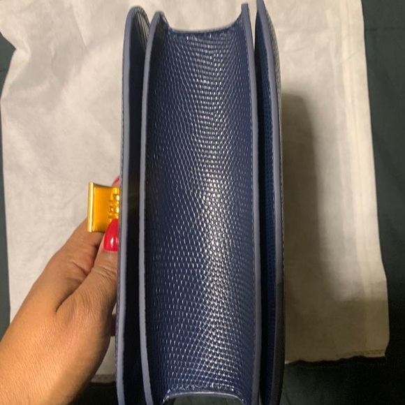 Box Bag in navy snakeskin - Picture 9 of 12